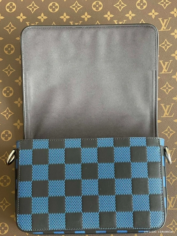 Official oldcobbler VUITTON MESSENGER STUDIO LOUIS 0712
